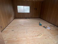 内装工事も始まりました。