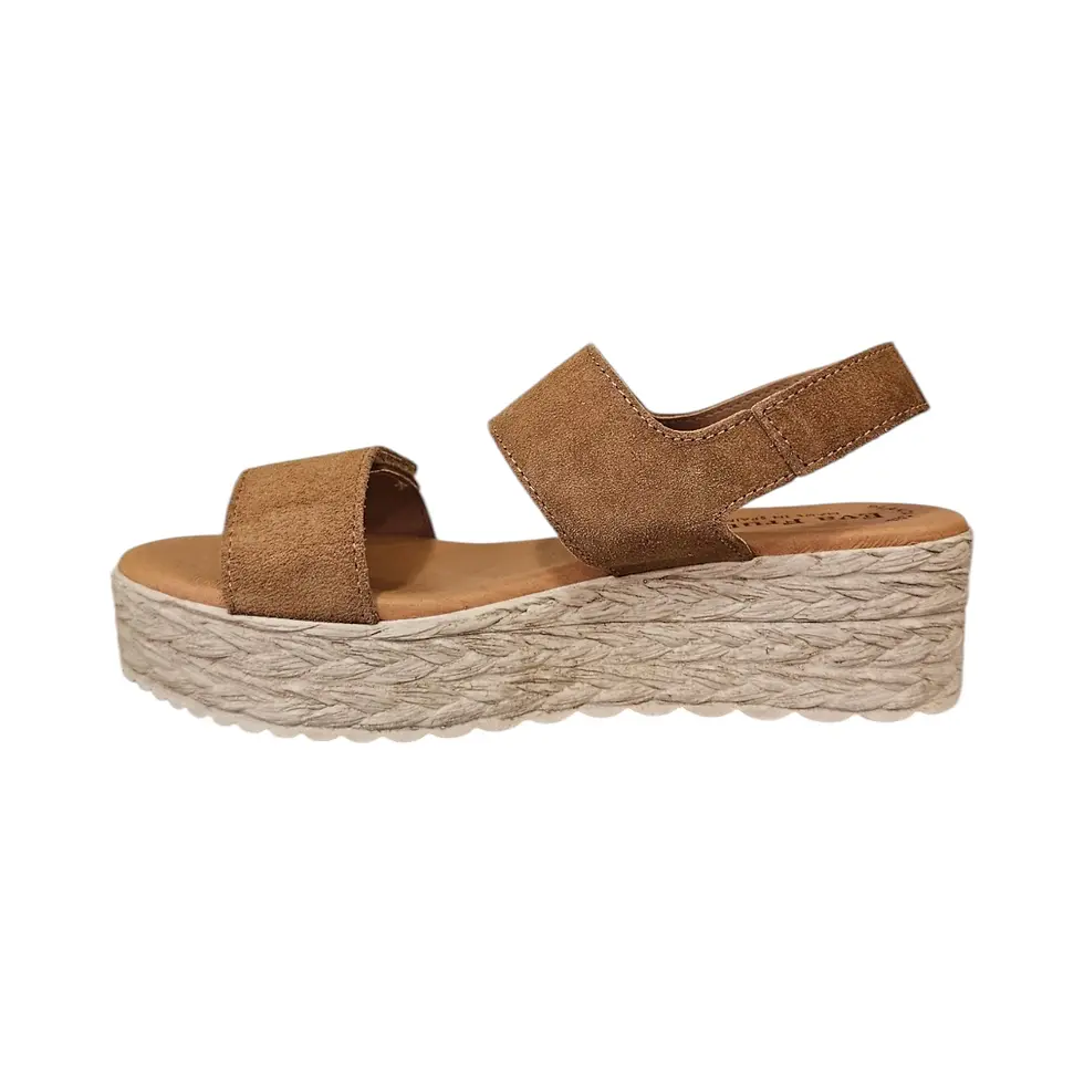 Miniature : Eva Frutos - 724 - Camel