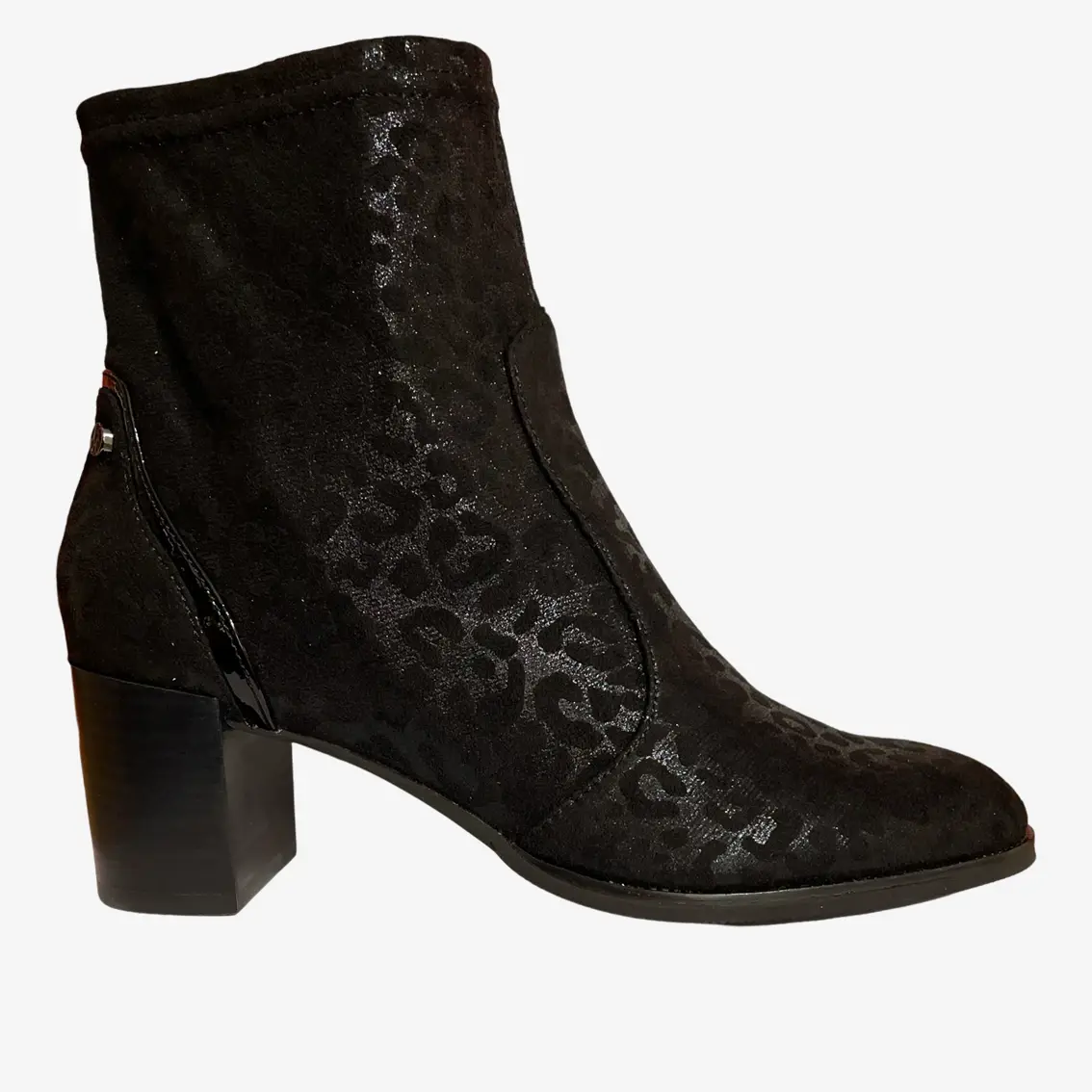 Fugitive - Gigolo - Noir