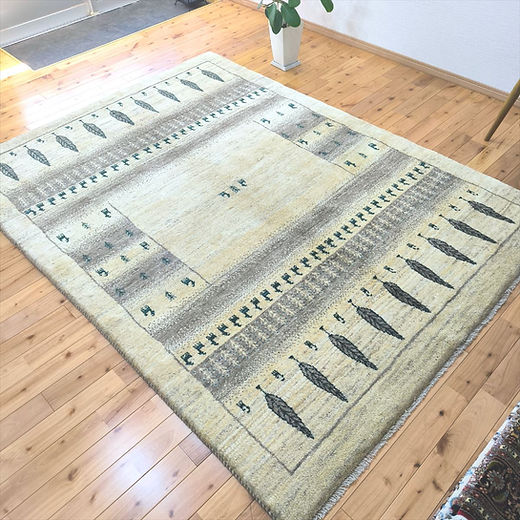 さらにお値下げ中　【美品】ギャッベ　カシュクリ　一点もの さらにお値下げ中 【美品】ギャッベ カシュクリ 一点もの 楽天