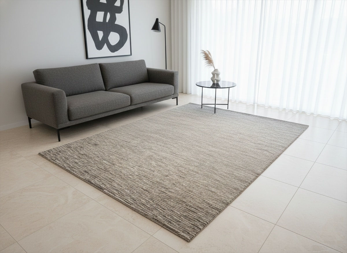 夏は涼しく冬は暖かい天然ラグ ガゼニラハット 無染めのウール ラグ 200x134㎝ Gray P-SP9