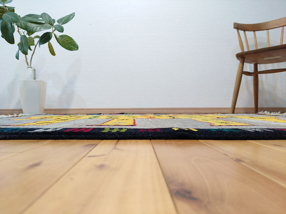 サムネイル： ハンドメイド　ペルシャ オールドギャッベ ライオン 手織り ラグ 152×102cm　黄金色　グレー　TC5