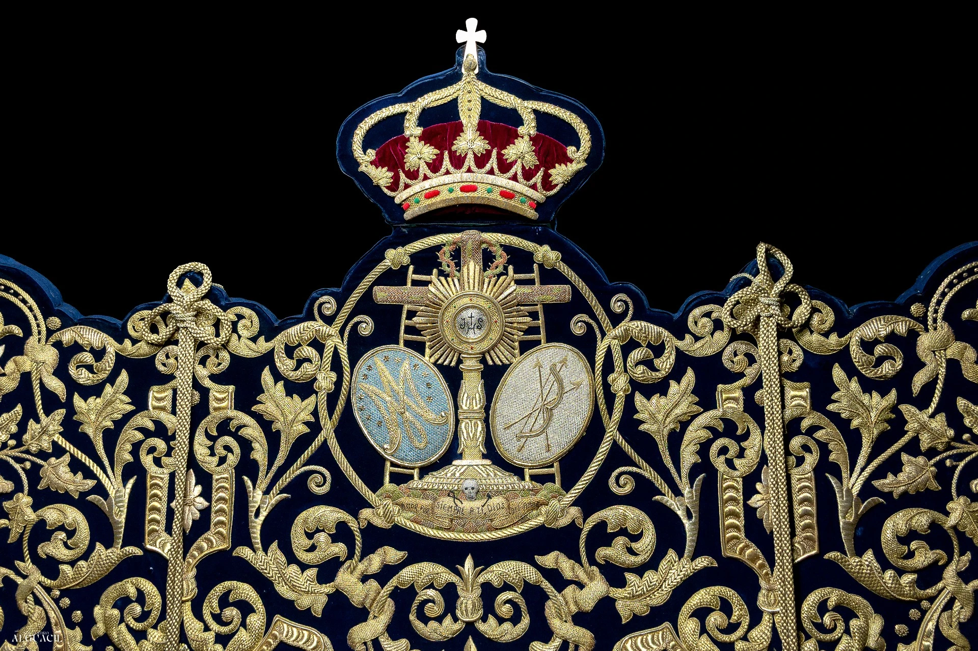 Culmina la restauración del palio de María Santísima del Mayor Dolor