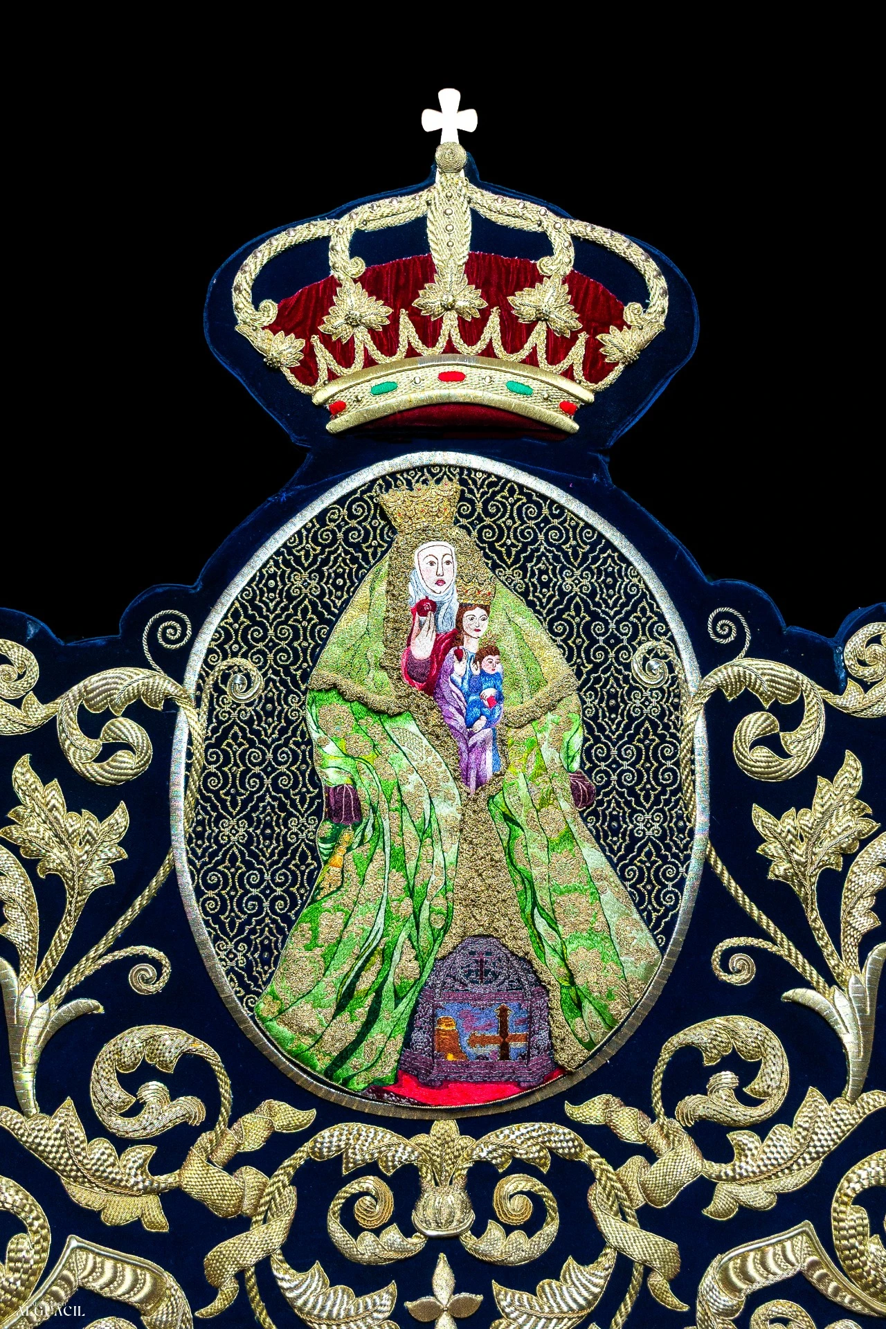 Culmina la restauración del palio de María Santísima del Mayor Dolor