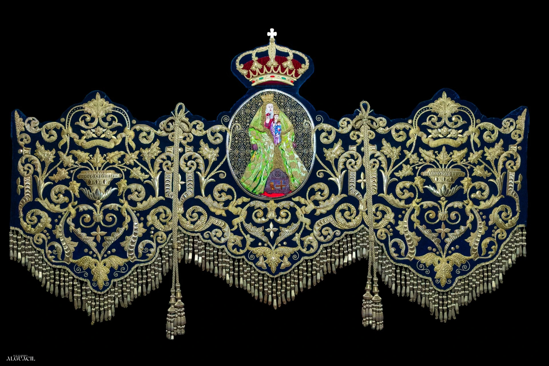 Culmina la restauración del palio de María Santísima del Mayor Dolor