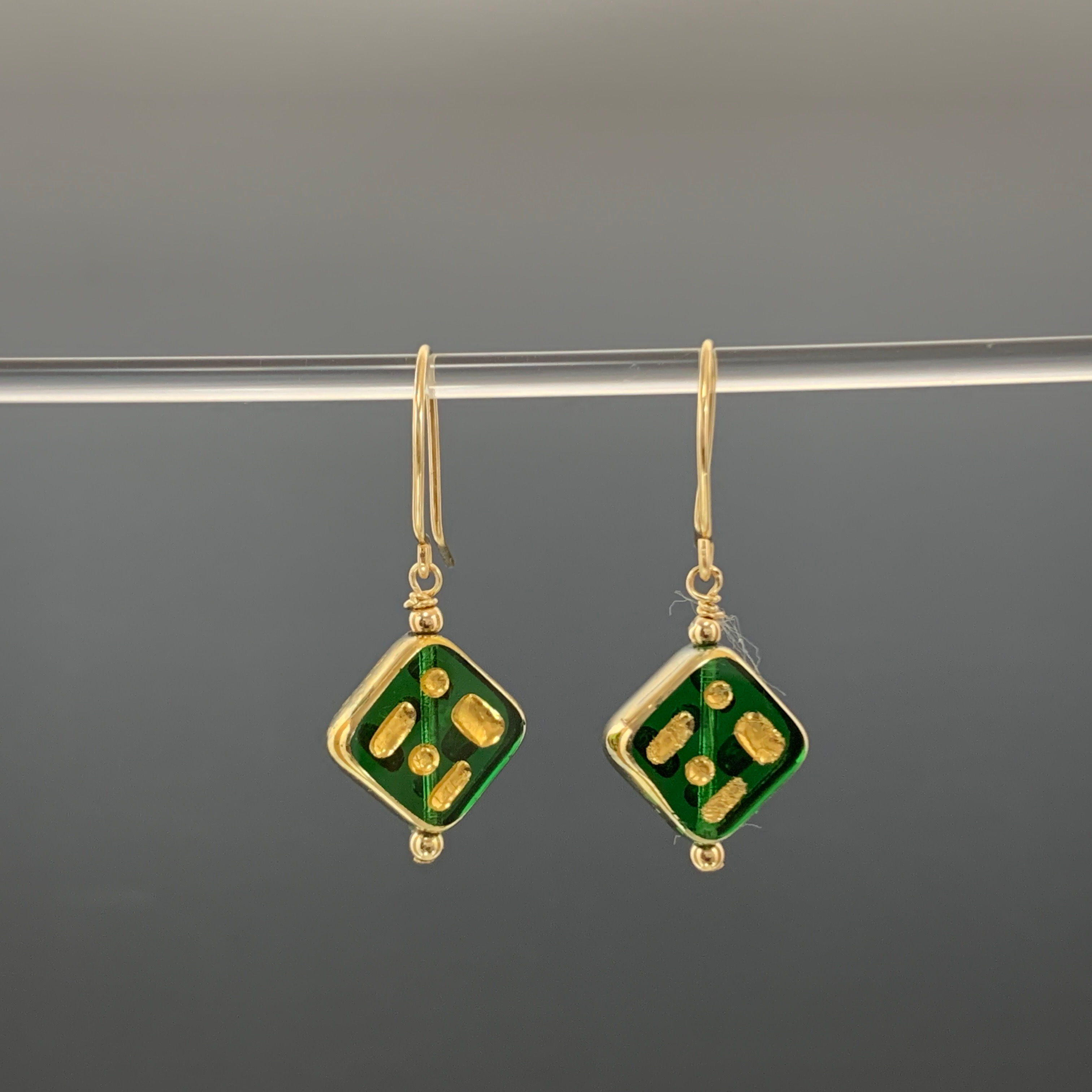 Emerald Diamond w/Marks: 22k Vintage Glass