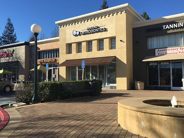 Exterior shot of Hocking Orthodontics