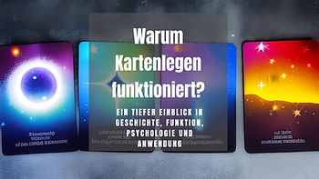 Auf dem Bild sind vier verschiedene bunt gestaltete Orakelkarten zu sehen. Sie stehen nebeneinander und faszinieren durch ihre Farben. Ein Hauch von Mystik und geheimnissvoller Energie scheint sie dabei zu durchströmen.