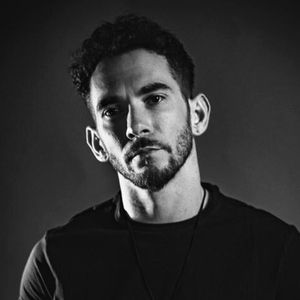 ETIENNE CARREIRA