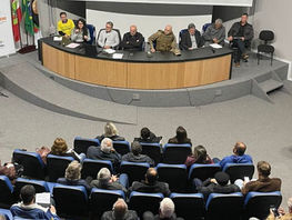 Encontro dos 5 Conselhos de Florianópolis para acompanhar a execução pela Prefeitura dos 58 projetos