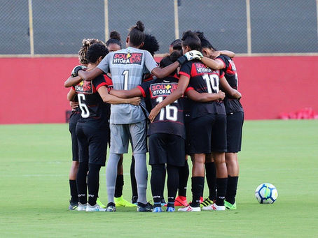 Jogadoras do time feminino do Vitoria estão com salários atrasados