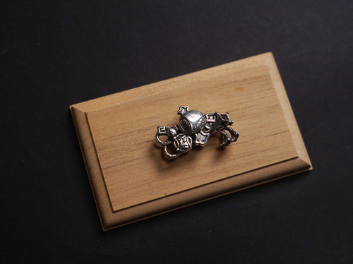 帯締め(銀細工石使い・銀糸帯) 帯留 | 「宝尽くし」 銀細工 | 京きもの 蓮佳 -renca-