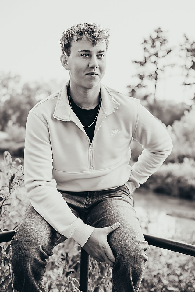 senior pictures, senior portraits, senior photos, senior photographers near me, senior photo session, senior photographer, senior photography, senior yearbook photographer, senior portraits near me, senior picture photographers, senior pics, nebraska senior photographer, lincoln senior photographer, senior photographer nebraska