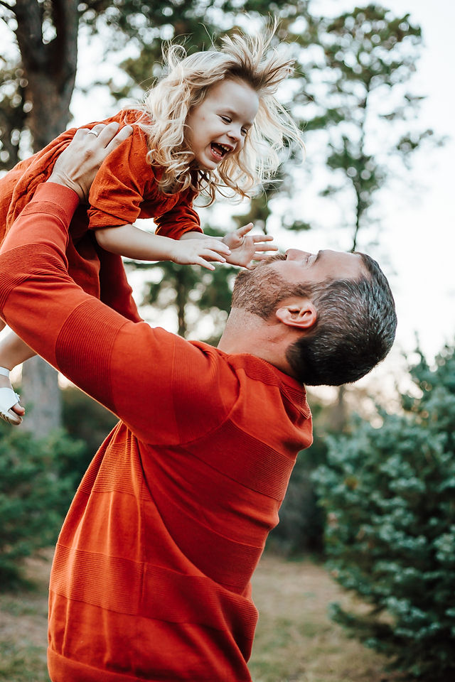 family photographers near me, family photos, family pictures, family photographer, family photoshoot, family portraits near me, newborn family photos, family photography, fall family photos, family photo, christmas family photos, family photographer nebraska, nebraska family photographer, family pictures nebraska