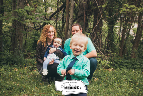 family photos, family photographers near me, family photographer near me, family photo session, family pictures, family portraits, family photoshoot, fall family photos, fall family pictures, fall family photoshoot, family photographer lincoln ne, photographer lincoln ne, nebraska family photographer