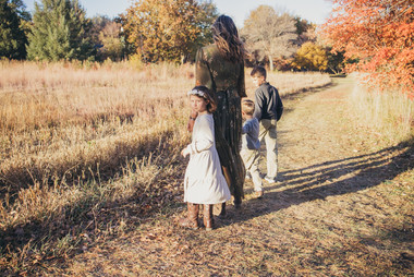 family photos, family photographers near me, family photographer near me, family photo session, family pictures, family portraits, family photoshoot, fall family photos, fall family pictures, fall family photoshoot, family photographer lincoln ne, photographer lincoln ne, nebraska family photographer