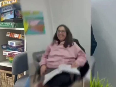איך המורות עוזרות לתלמידים בשער הנגב