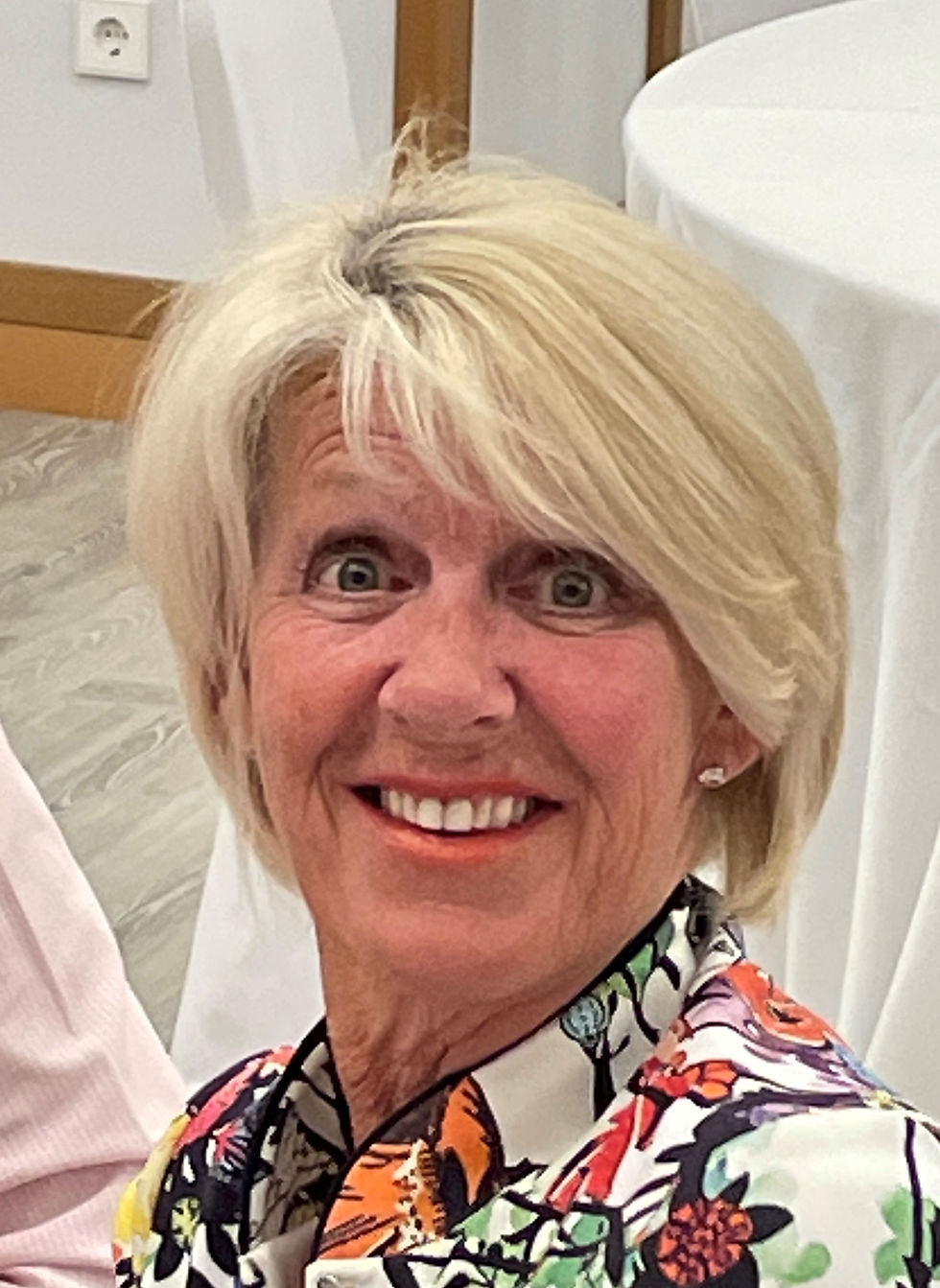 JACQUIE LUMSDEN