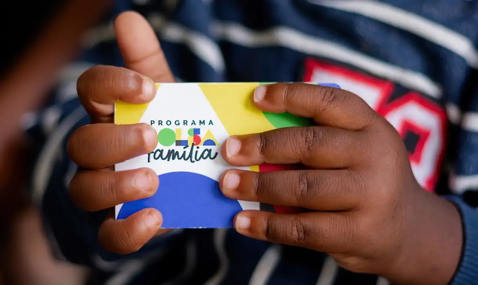 Cinco milhões de famílias deixaram o Bolsa Família ao melhorar renda