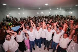 João Campos participa do lançamento da Frente das Oposições de Arcoverde