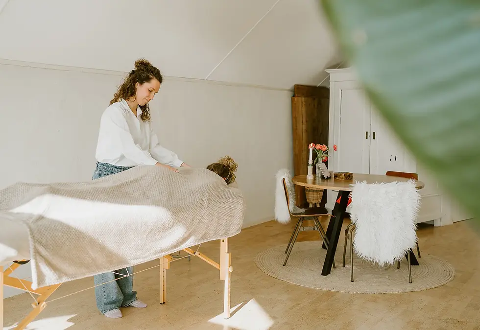 Praktijk Gewoon zoals je bent-Kindercoach-Gezinstherapie-Energetisch werk-Massage-Soulread