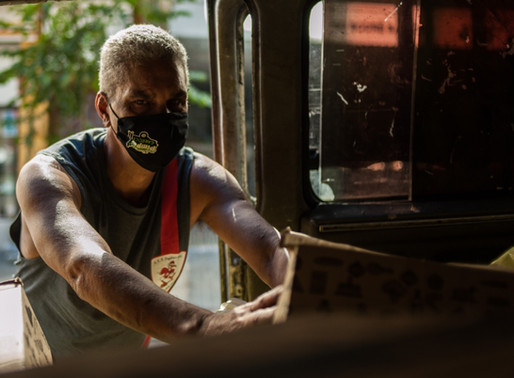 Sem direito ao auxílio emergencial, trabalhadores da reciclagem se organizam