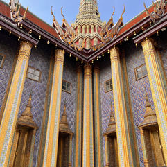 Una facciata del Palazzo Reale di Bangkok