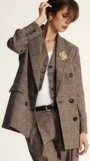 Completo intweed con gilet da donna