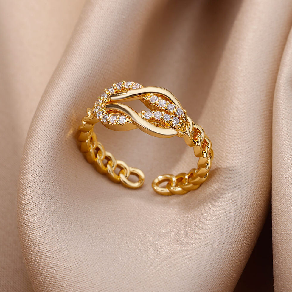 Miniatura: Anel Feminino Dourado em Aço Inoxidável com Zircônia