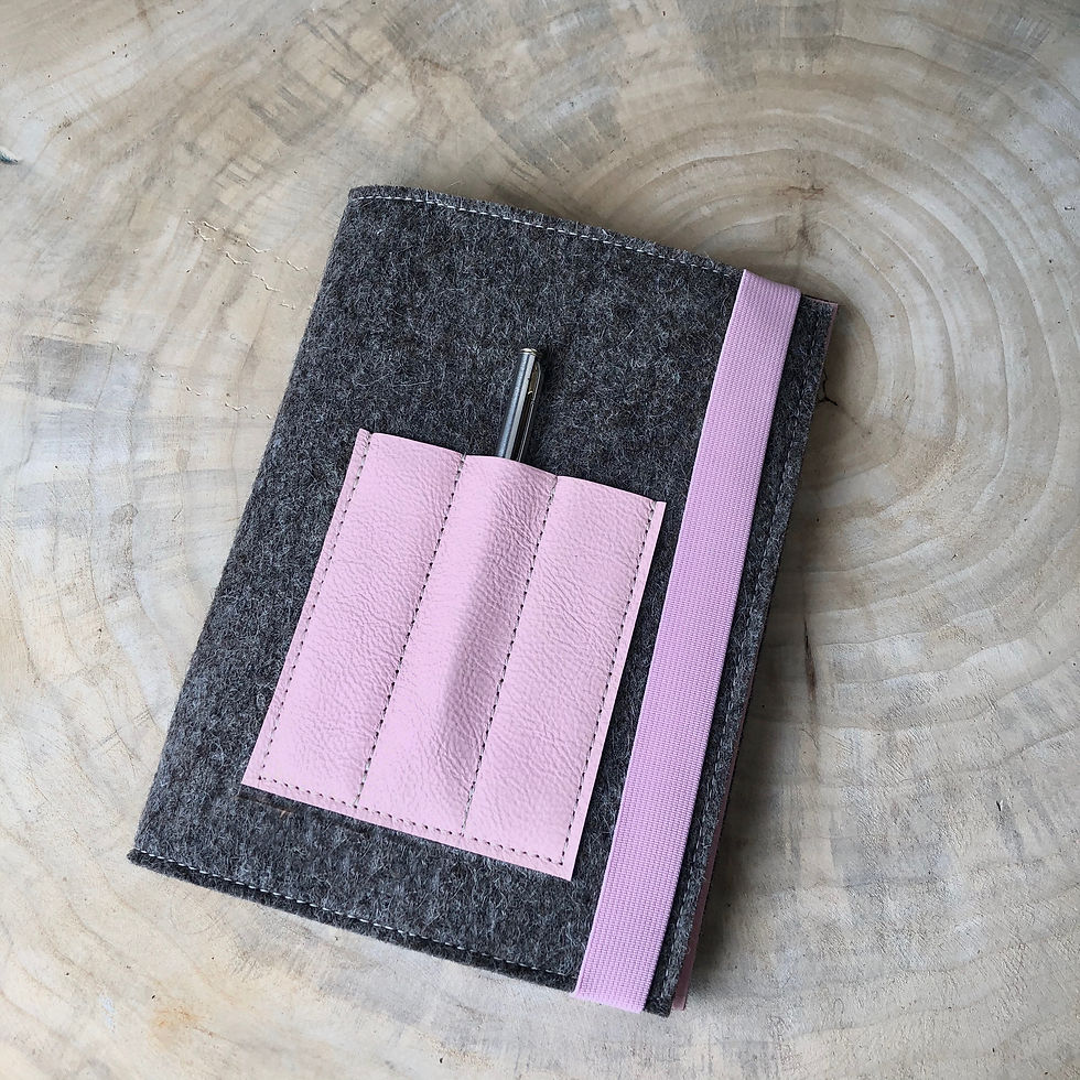 Miniaturbild: Kalender-Buchhülle aus Wollfilz und Leder NEO - A5 Format - Viele Farbkombinatio