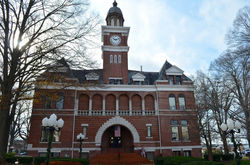 Henry County Courthouse 3.jpg