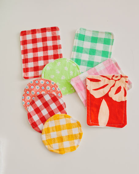 DIY δίσκοι ντεμακιγιάζ | A Shiny Day x Singer @ DOT Skai TV