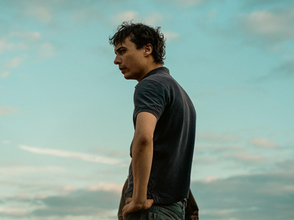 Still image of Frank Dillane as Mike from Urchin (2025)