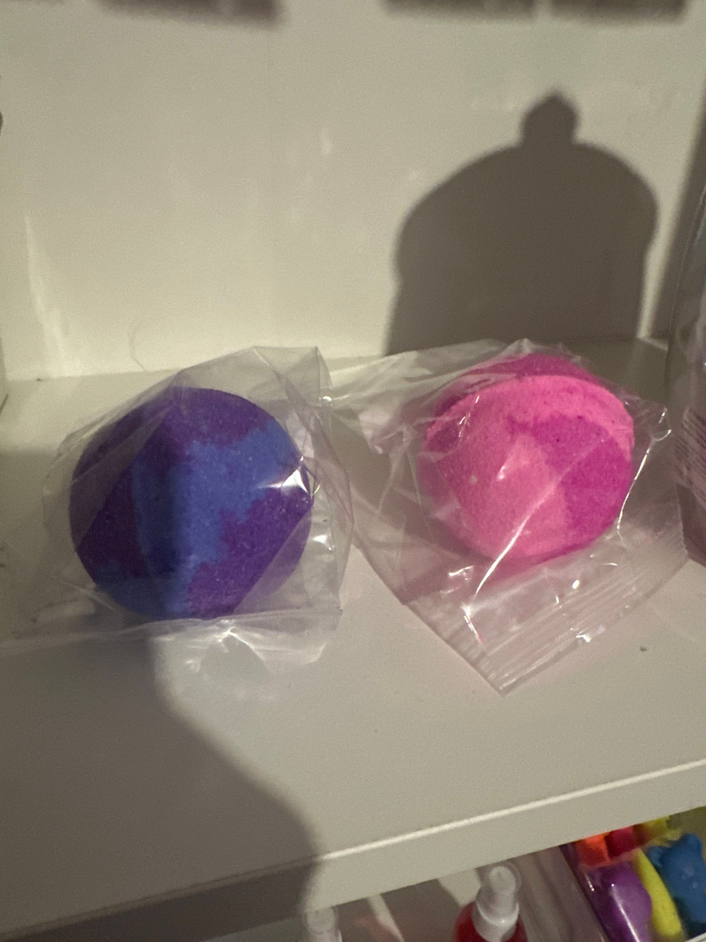 Round bath bombs 