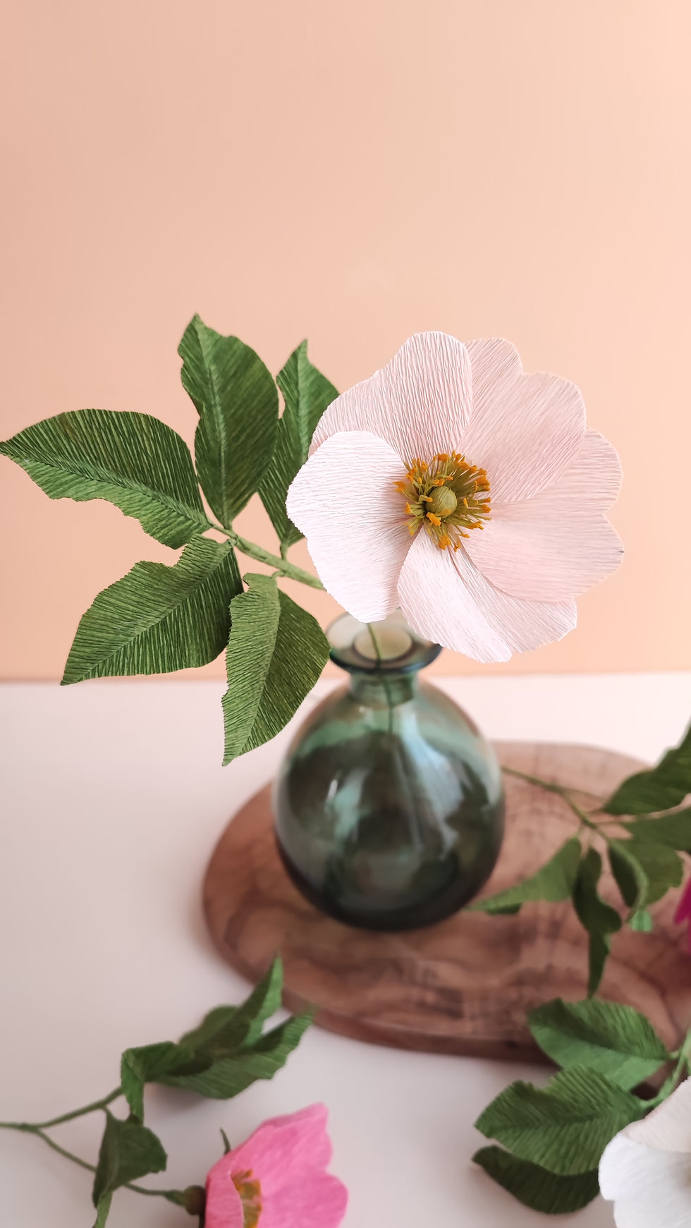 Miniature : Eglantine en papier