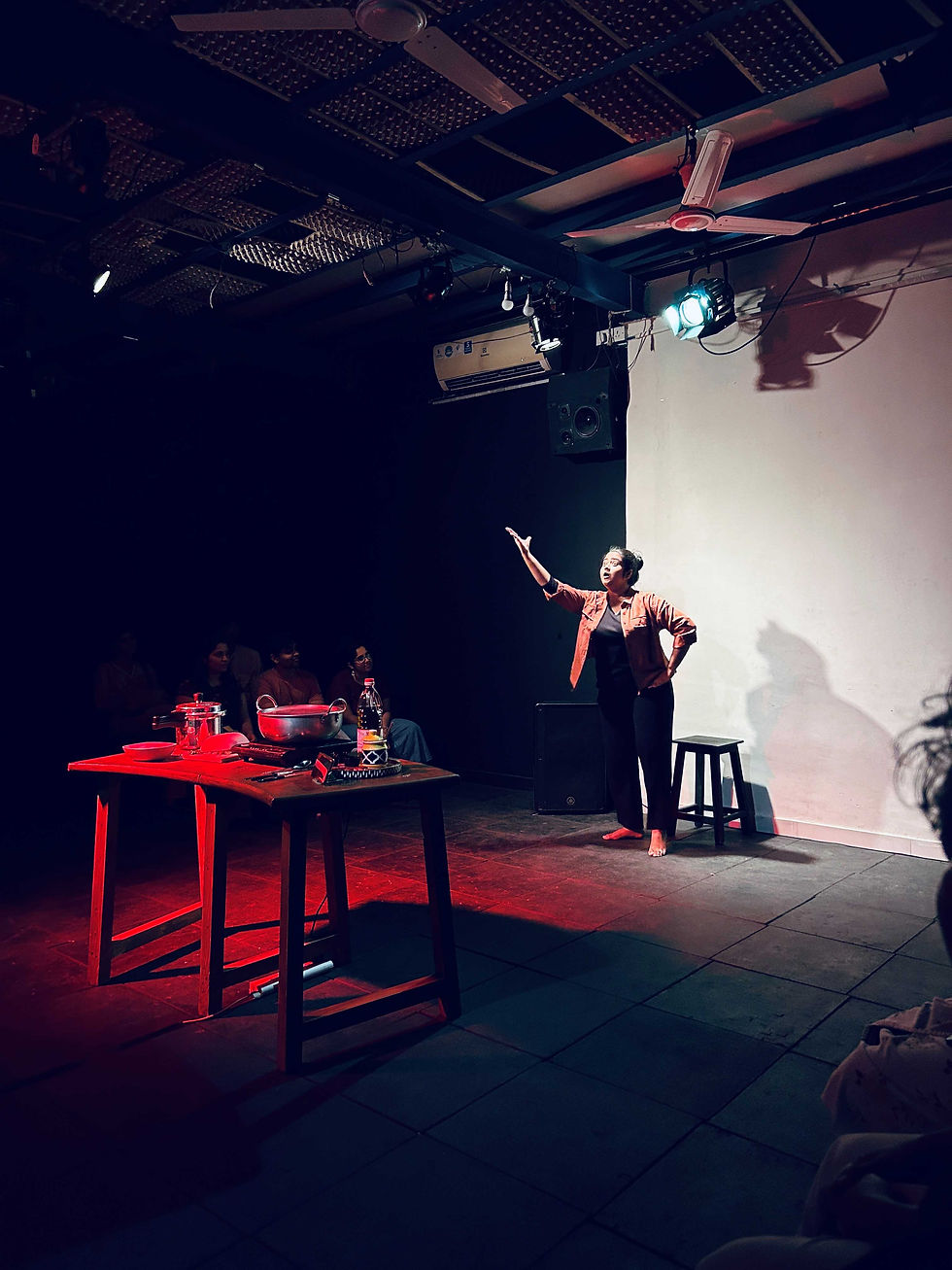 A show of Kheyechish? at Harkat Studios, with its trademark egg cartons on the ceiling and foam tiles on the floor.