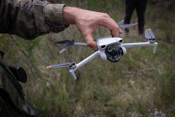 Dron comercial ejercito 