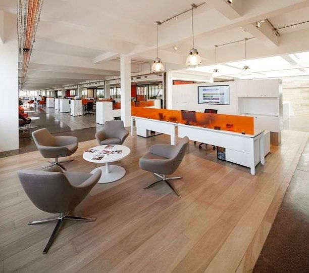 Interiorismo Oficinas Nexans #somarrivadabove Arq _schmidt_arquitectos #diseñointerior #officedesign