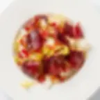 Ensalada de escarola, granada y cecina