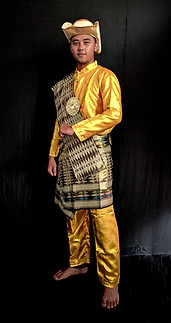 BAJU ADAT LAKI-LAKI DEWASA NTT.jpg