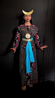 BAJU ADAT PEREMPUAN DEWASA NTT.jpg