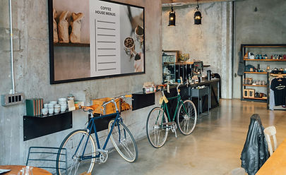Screens and displays that sell, inspire and inform your customers