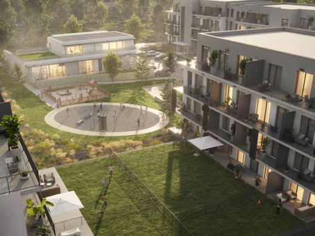 byt zahrnuje obývací pokoj s přípravou na kuchyňskou linku a přímým vstupem a obytnou místnost se vstupy na balkon a francouzskými okny. Dále ložnici, koupelnu s vanou a toaletou a samostatné WC. Byt se prodává ve stavu bez kuchyňské linky a nábytku, což umožňuje jeho úpravu podle vlastních představ.