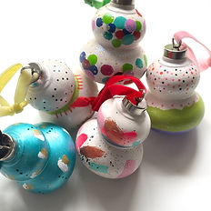 Abstract painted vintage ceramic ornaments workshop