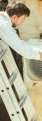 hvac-technician-working-capacitor-part-condensing-unit-male-worker-repairman-uniform-repai