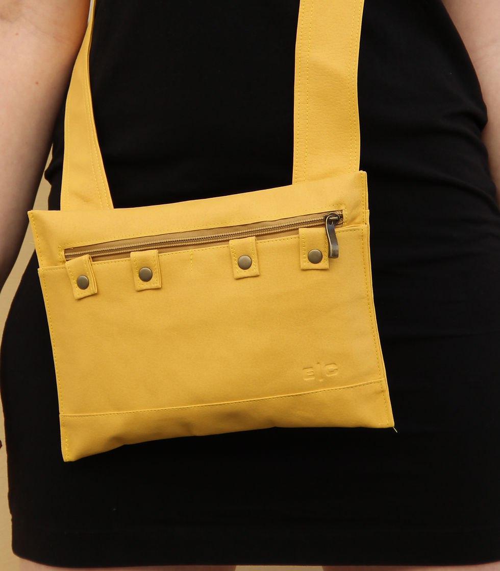 תמונה ממוזערת: POUCH