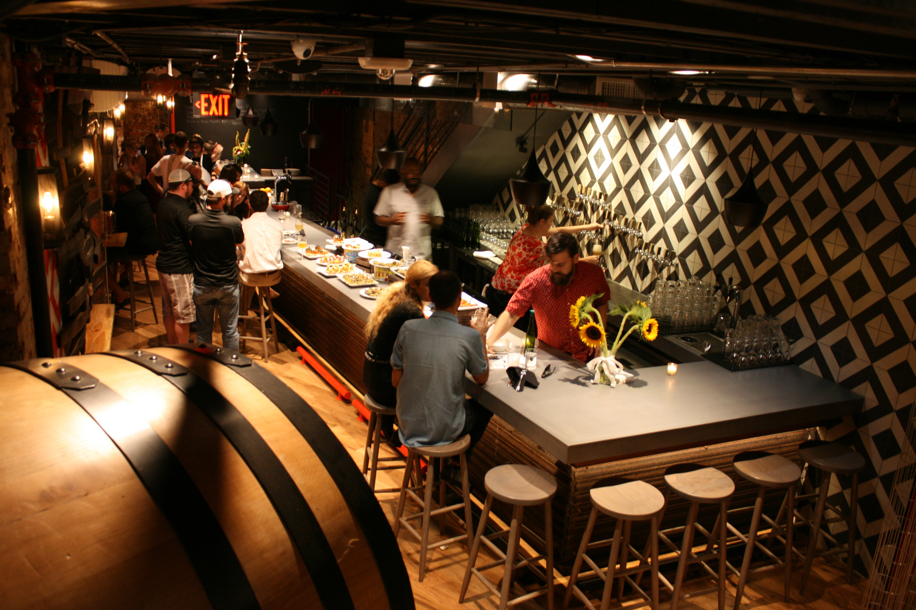 Photo :: First Floor Bar