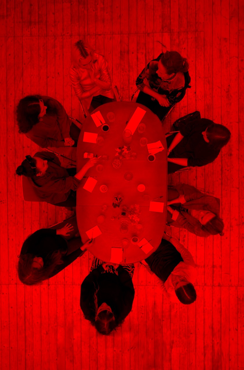 Groß (Rot)_edited.jpg