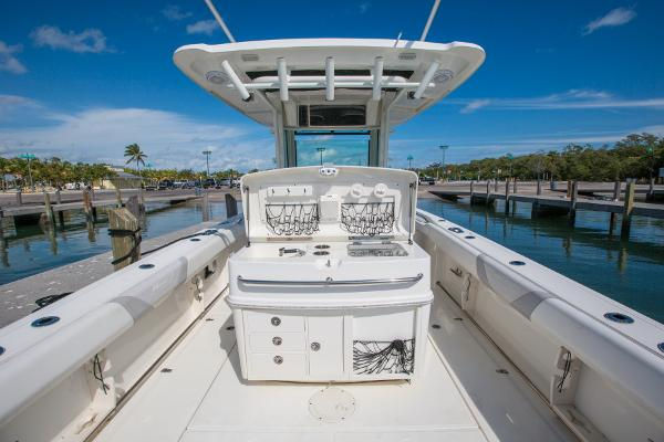 Thumbnail: 2013 Boston Whaler 320 Outrage