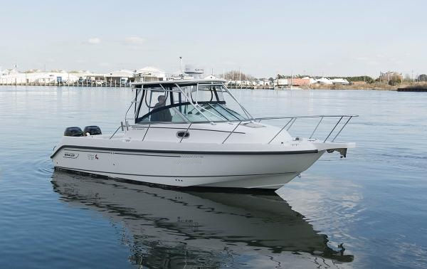 Thumbnail: 2008 Boston Whaler 275 Conquest